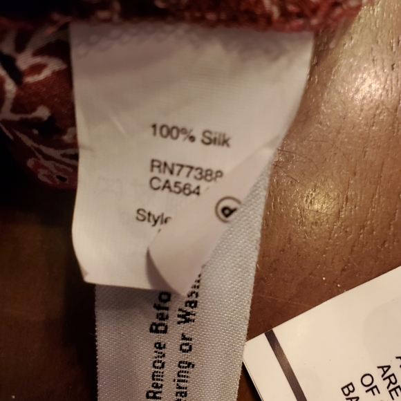 Madewell Silk Garden Lassi Flower Pleated Blouse - Picture 8 of 8